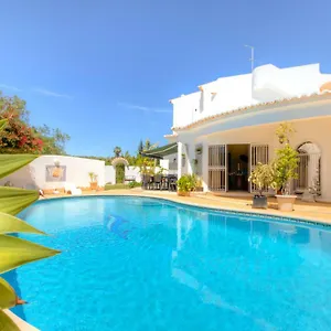https://v5-vilamoura-xxi.hotelaalgarve.com